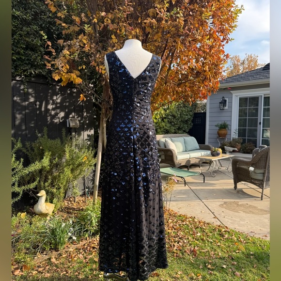 NWT Tory Burch Sequin Dress/Gown - size 2 - Picture 4 of 6